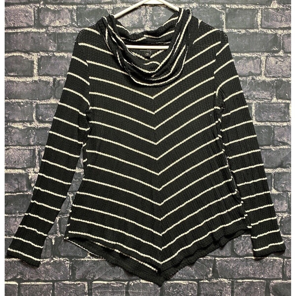 IN Studio Sweater Womens Petite Large Black White Striped Asymmetrical Hem Cowl